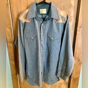 PENDELTON 100% Virgin Wool size M Western Button Down Shirt